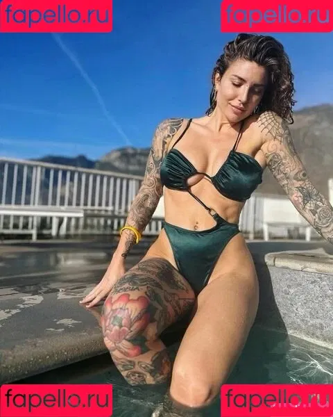 elisa.snippop Onlyfans Photo Gallery 