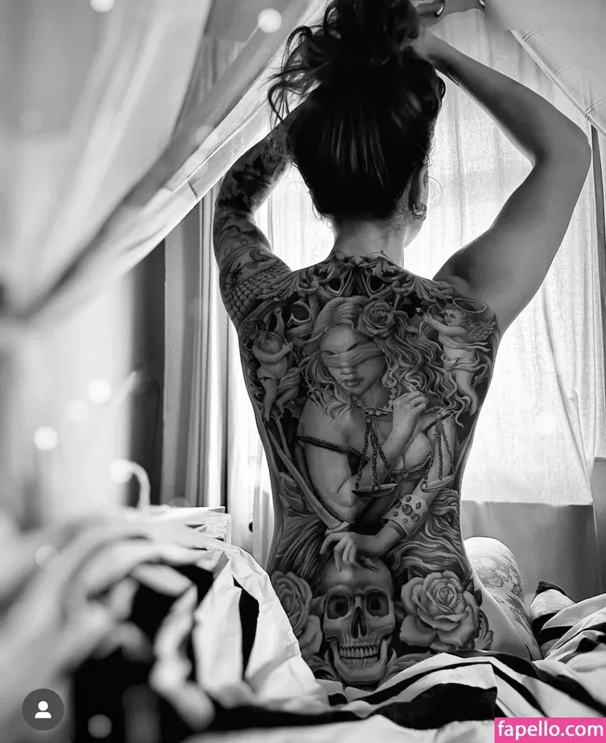 elisa.snippop Onlyfans Photo Gallery 