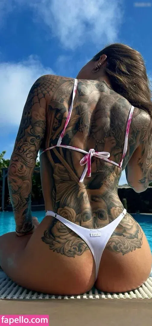 elisa.snippop Onlyfans Photo Gallery 