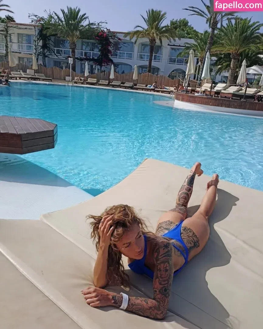 elisa.snippop Onlyfans Photo Gallery 