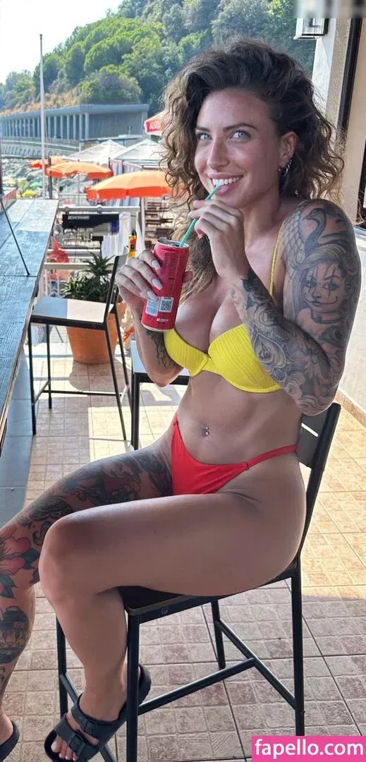 elisa.snippop Onlyfans Photo Gallery 