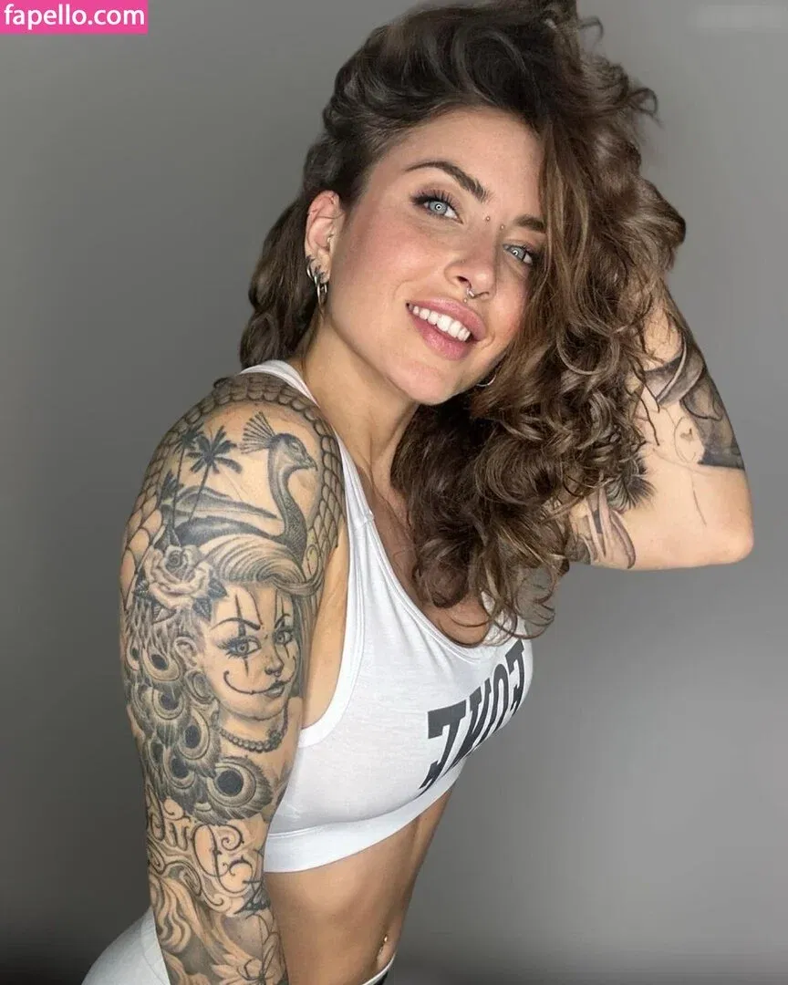 elisa.snippop Onlyfans Photo Gallery 