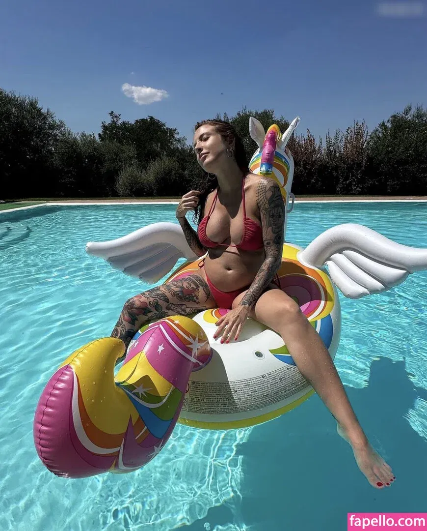 elisa.snippop Onlyfans Photo Gallery 