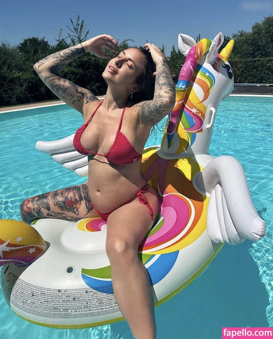 elisa.snippop Onlyfans Photo Gallery 