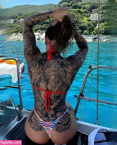 elisa.snippop Onlyfans Photo Gallery 