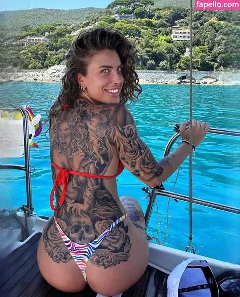 elisa.snippop Onlyfans Photo Gallery 