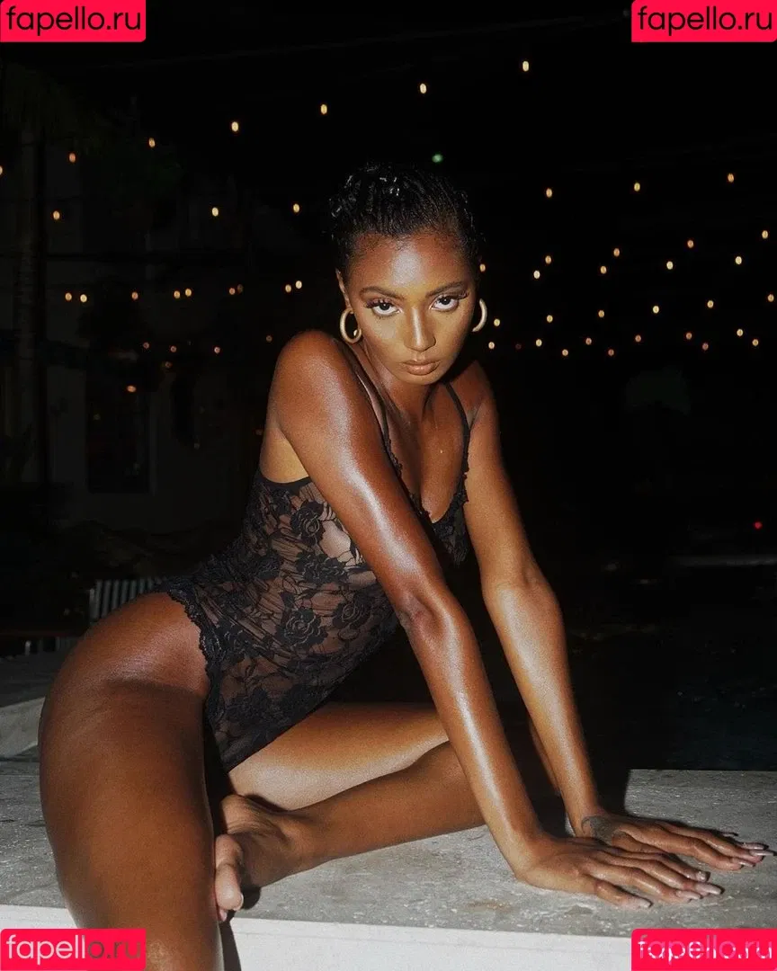 Tiana Parkr / tianaparkr Onlyfans Photo Gallery 