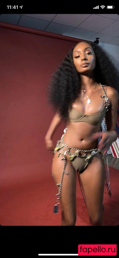 Tiana Parkr Nude Onlyfans Photo 16