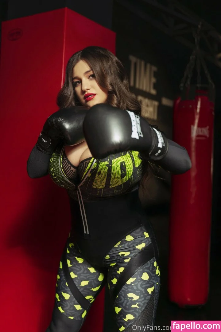 Demmy Blaze Onlyfans Photo Gallery 