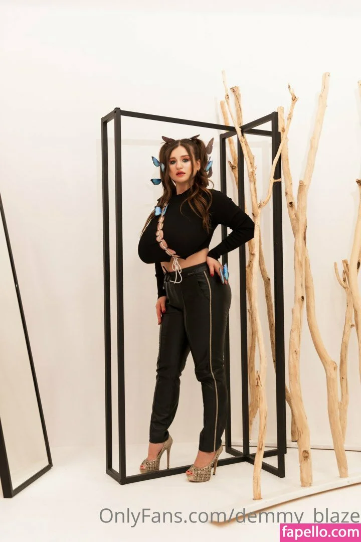 Demmy Blaze Onlyfans Photo Gallery 