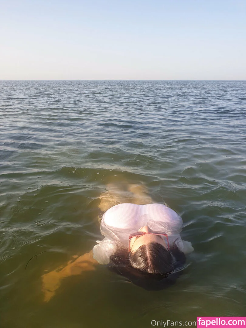 Demmy Blaze Onlyfans Photo Gallery 