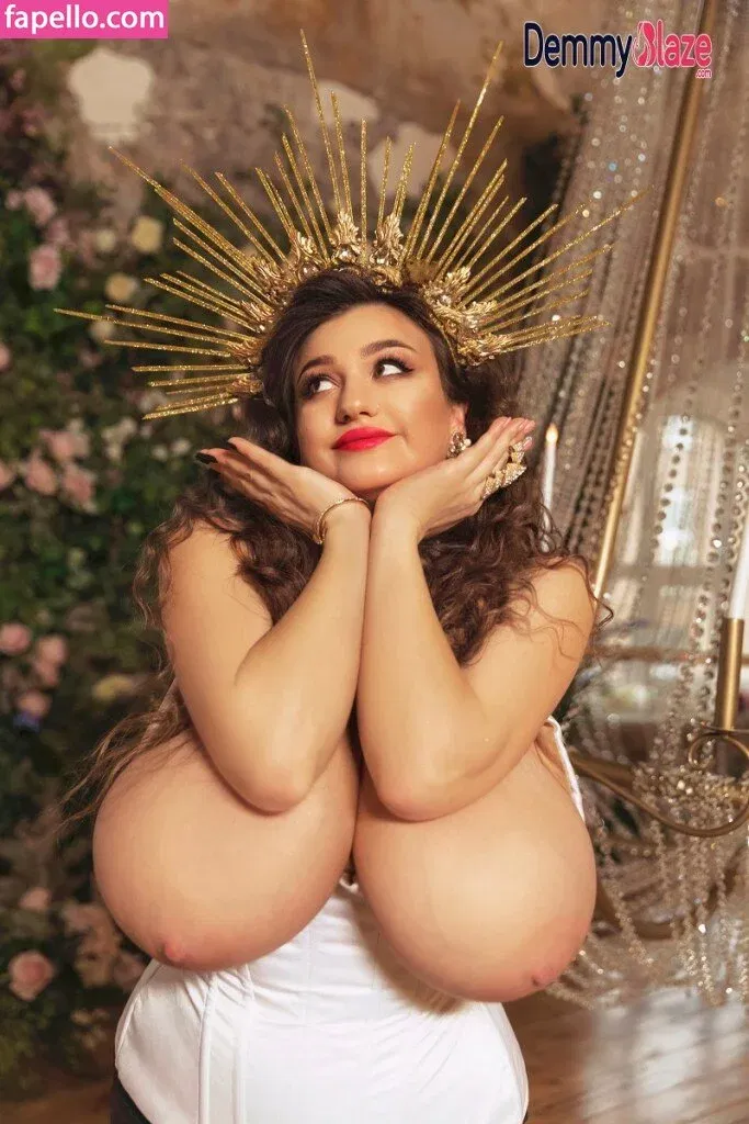 Demmy Blaze Onlyfans Photo Gallery 