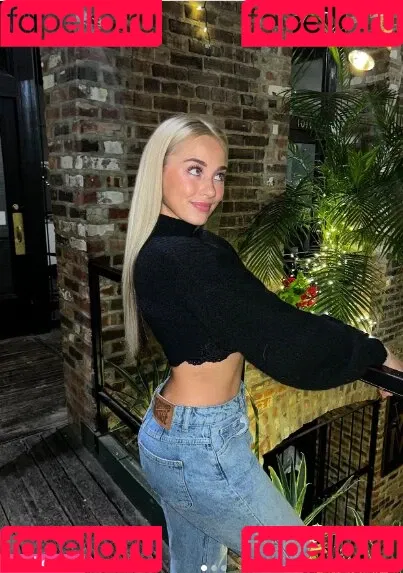 Sophie Riedemann / Sophuckingone / _sophieriedemann / https: Onlyfans Photo Gallery 