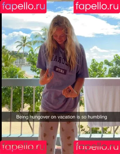 Sophie Riedemann / Sophuckingone / _sophieriedemann / https: Onlyfans Photo Gallery 