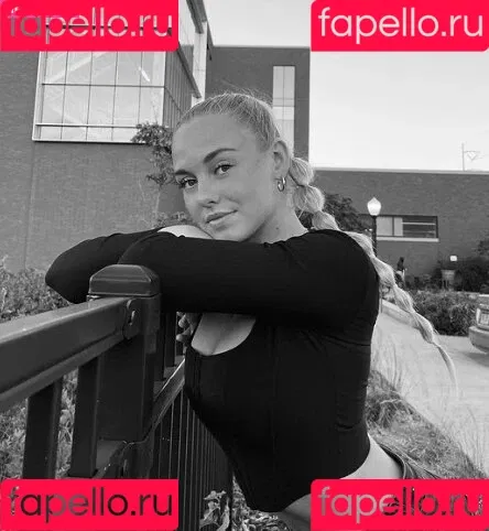 Sophie Riedemann / Sophuckingone / _sophieriedemann / https: Onlyfans Photo Gallery 