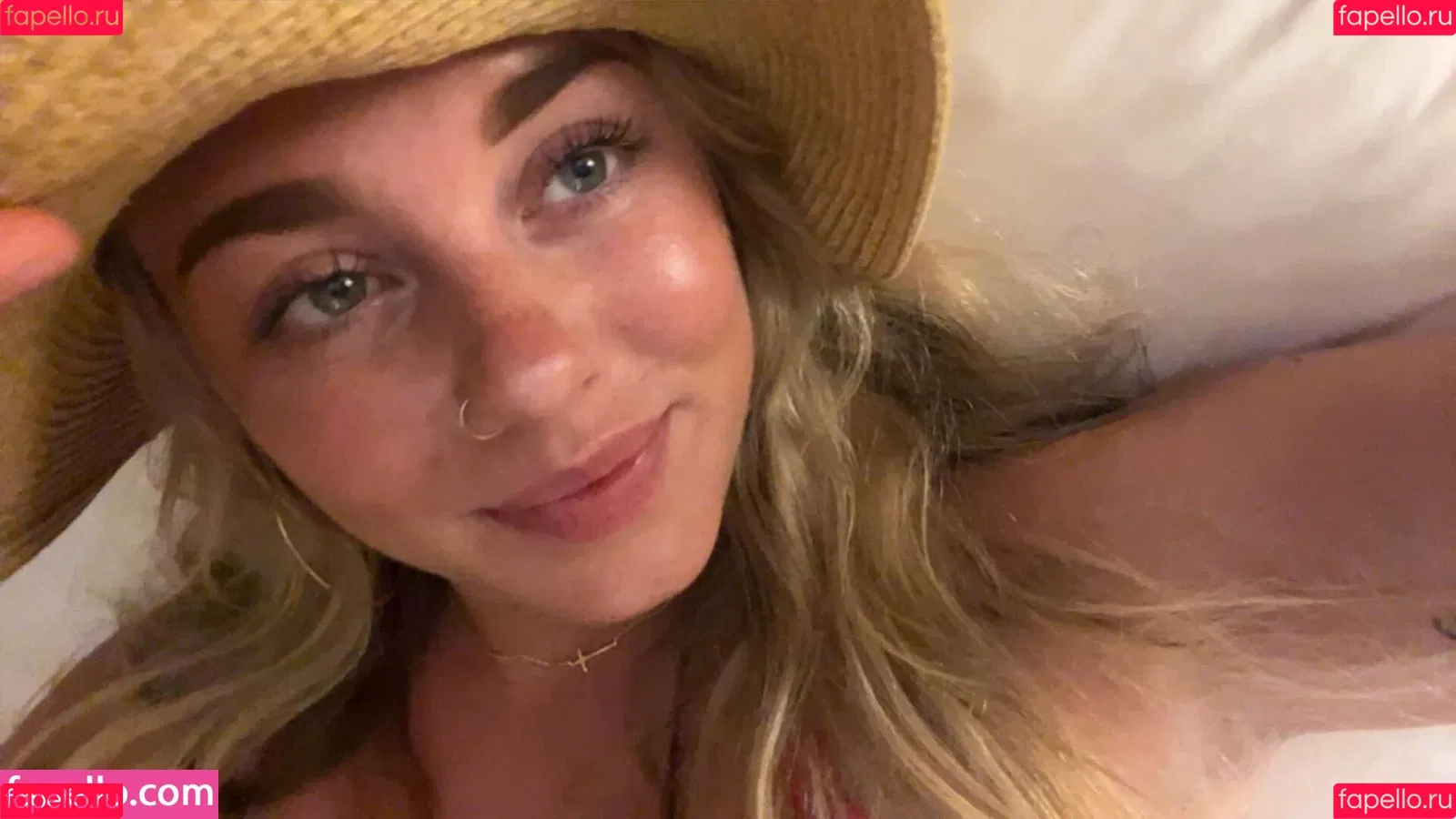 Sophie Riedemann / Sophuckingone / _sophieriedemann / https: Onlyfans Photo Gallery 