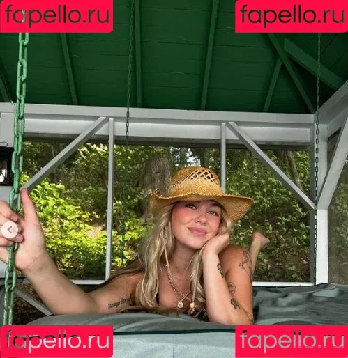 Sophie Riedemann / Sophuckingone / _sophieriedemann / https: Onlyfans Photo Gallery 