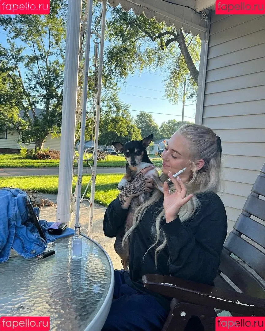 Sophie Riedemann / Sophuckingone / _sophieriedemann / https: Onlyfans Photo Gallery 