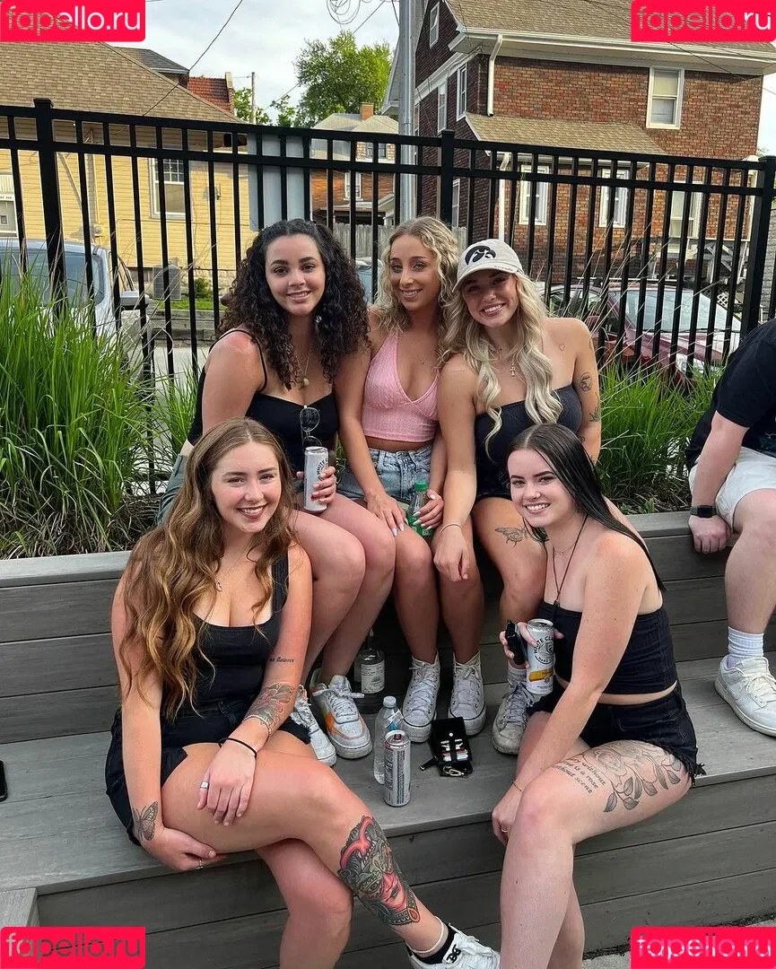 Sophie Riedemann / Sophuckingone / _sophieriedemann / https: Onlyfans Photo Gallery 