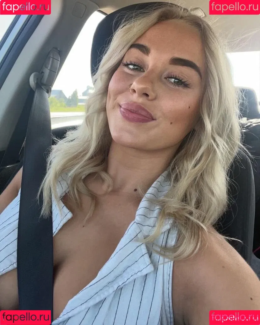 Sophie Riedemann / Sophuckingone / _sophieriedemann / https: Onlyfans Photo Gallery 