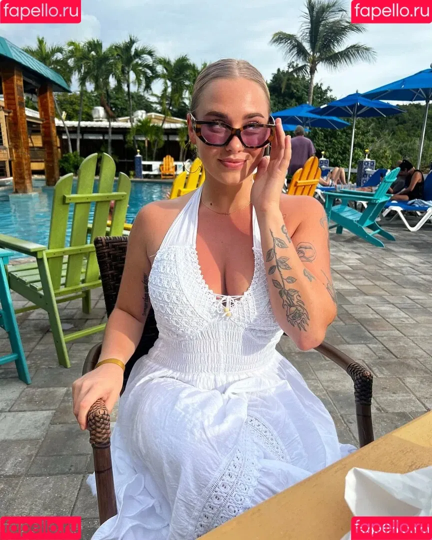 Sophie Riedemann / Sophuckingone / _sophieriedemann / https: Onlyfans Photo Gallery 