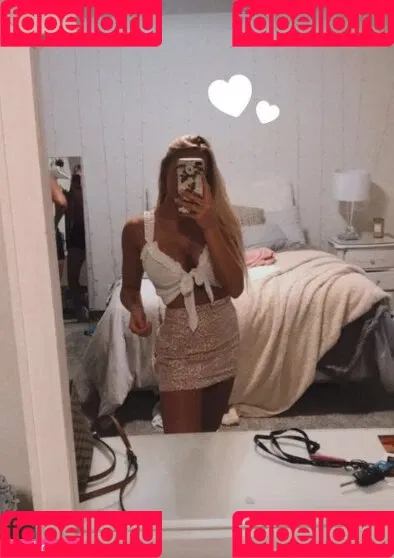 Sophie Riedemann / Sophuckingone / _sophieriedemann / https: Onlyfans Photo Gallery 