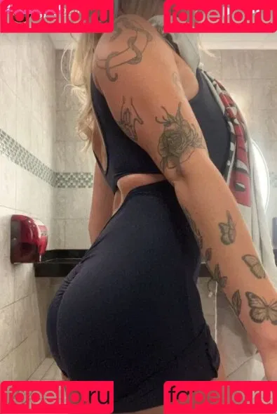 Sophie Riedemann / Sophuckingone / _sophieriedemann / https: Onlyfans Photo Gallery 