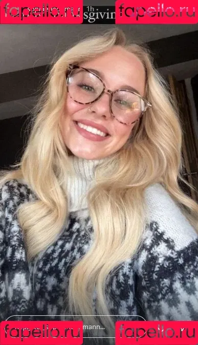 Sophie Riedemann / Sophuckingone / _sophieriedemann / https: Onlyfans Photo Gallery 