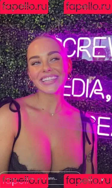 Sophie Riedemann / Sophuckingone / _sophieriedemann / https: Onlyfans Photo Gallery 