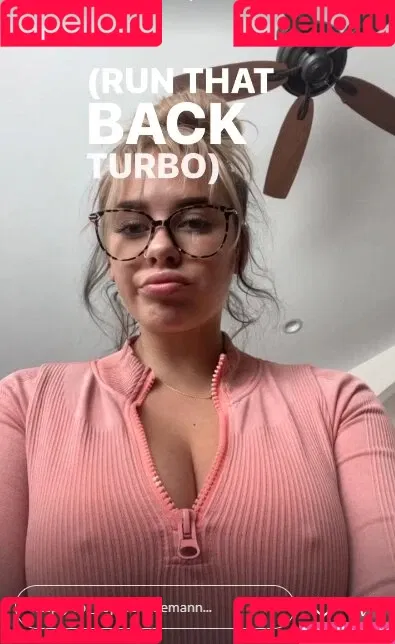 Sophie Riedemann / Sophuckingone / _sophieriedemann / https: Onlyfans Photo Gallery 