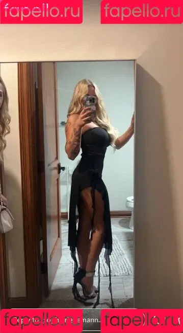 Sophie Riedemann / Sophuckingone / _sophieriedemann / https: Onlyfans Photo Gallery 