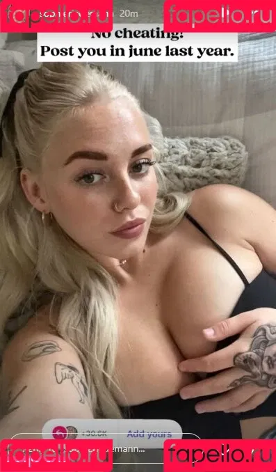 Sophie Riedemann / Sophuckingone / _sophieriedemann / https: Onlyfans Photo Gallery 