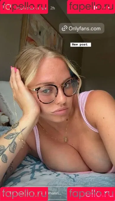 Sophie Riedemann / Sophuckingone / _sophieriedemann / https: Onlyfans Photo Gallery 