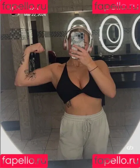 Sophie Riedemann / Sophuckingone / _sophieriedemann / https: Onlyfans Photo Gallery 