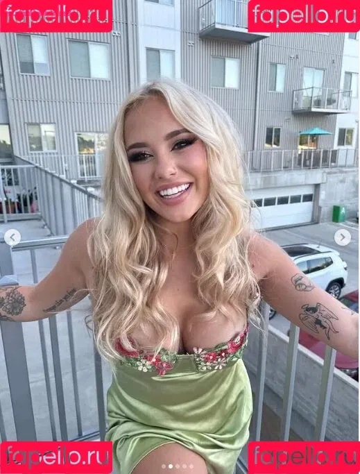 Sophie Riedemann / Sophuckingone / _sophieriedemann / https: Onlyfans Photo Gallery 
