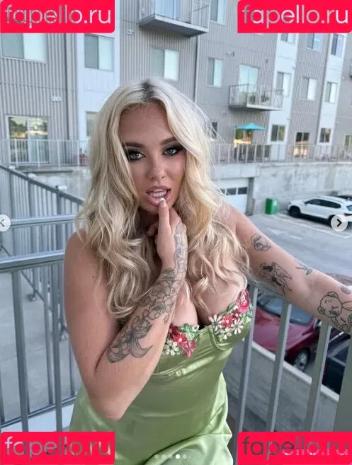 Sophie Riedemann / Sophuckingone / _sophieriedemann / https: Onlyfans Photo Gallery 