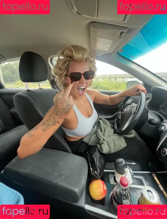 Sophie Riedemann / Sophuckingone / _sophieriedemann / https: Onlyfans Photo Gallery 