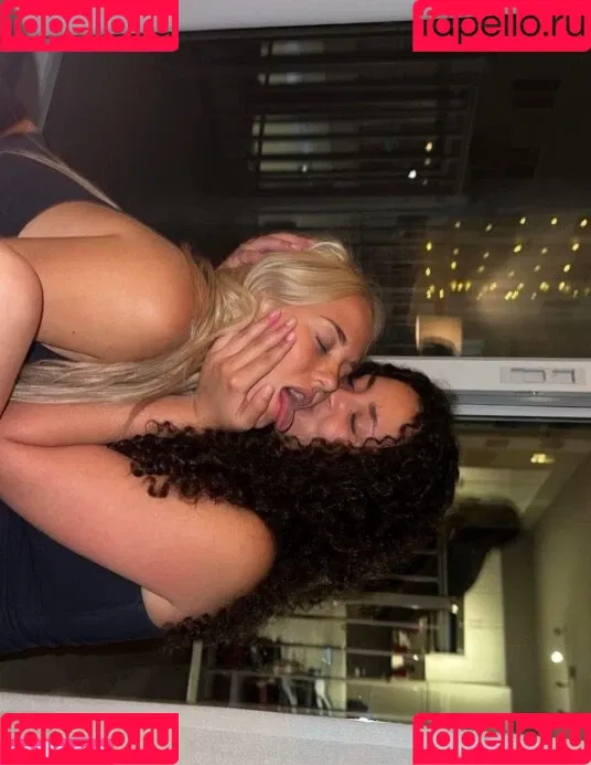 Sophie Riedemann / Sophuckingone / _sophieriedemann / https: Onlyfans Photo Gallery 