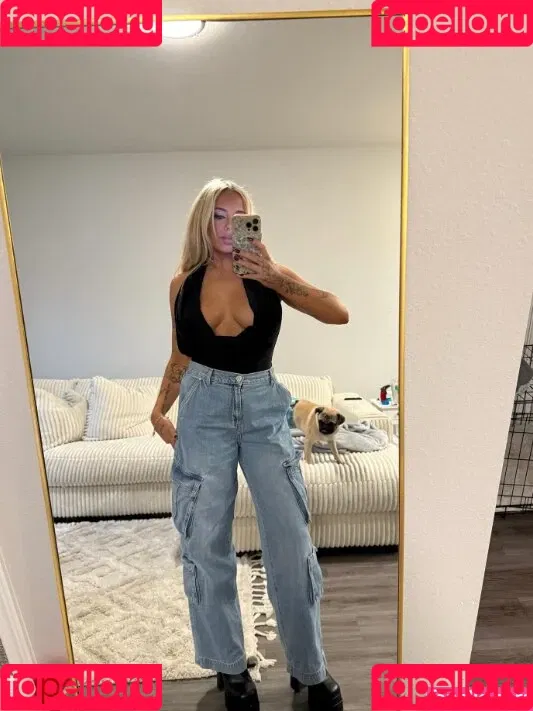 Sophie Riedemann / Sophuckingone / _sophieriedemann / https: Onlyfans Photo Gallery 