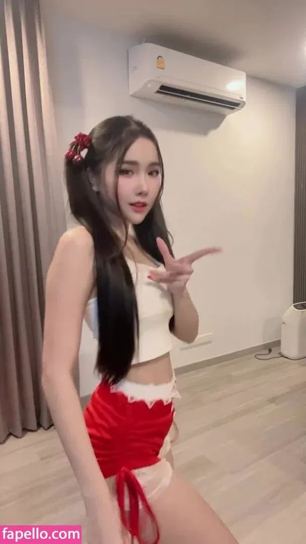 baibaifern / fernphchm Onlyfans Photo Gallery 