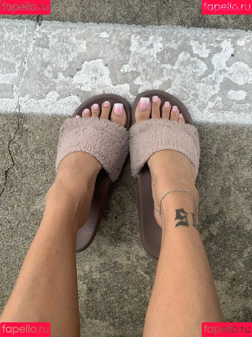Omgitsbratch / queenbratch Onlyfans Photo Gallery 