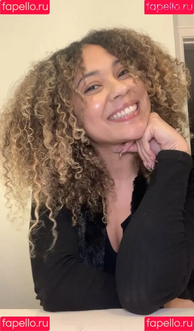 Omgitsbratch / queenbratch Onlyfans Photo Gallery 