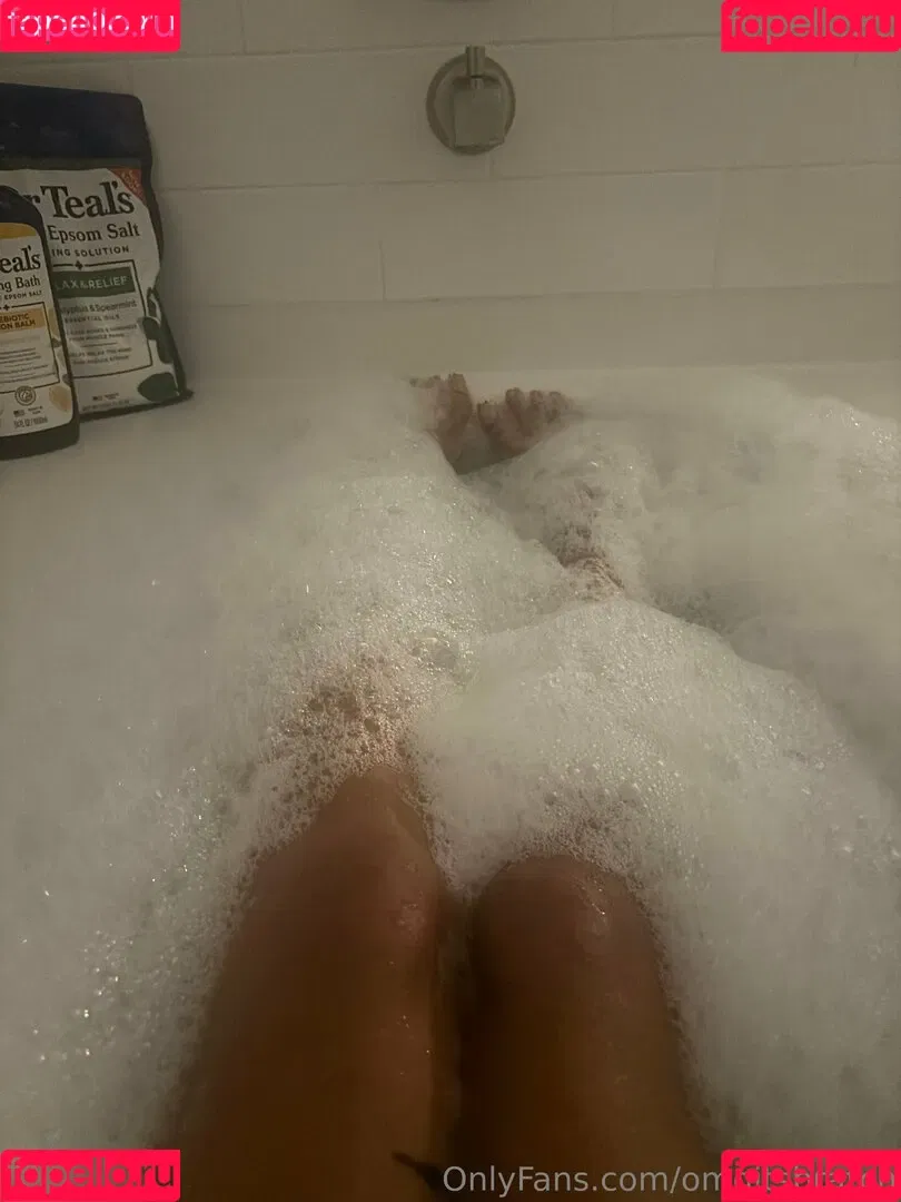 Omgitsbratch / queenbratch Onlyfans Photo Gallery 