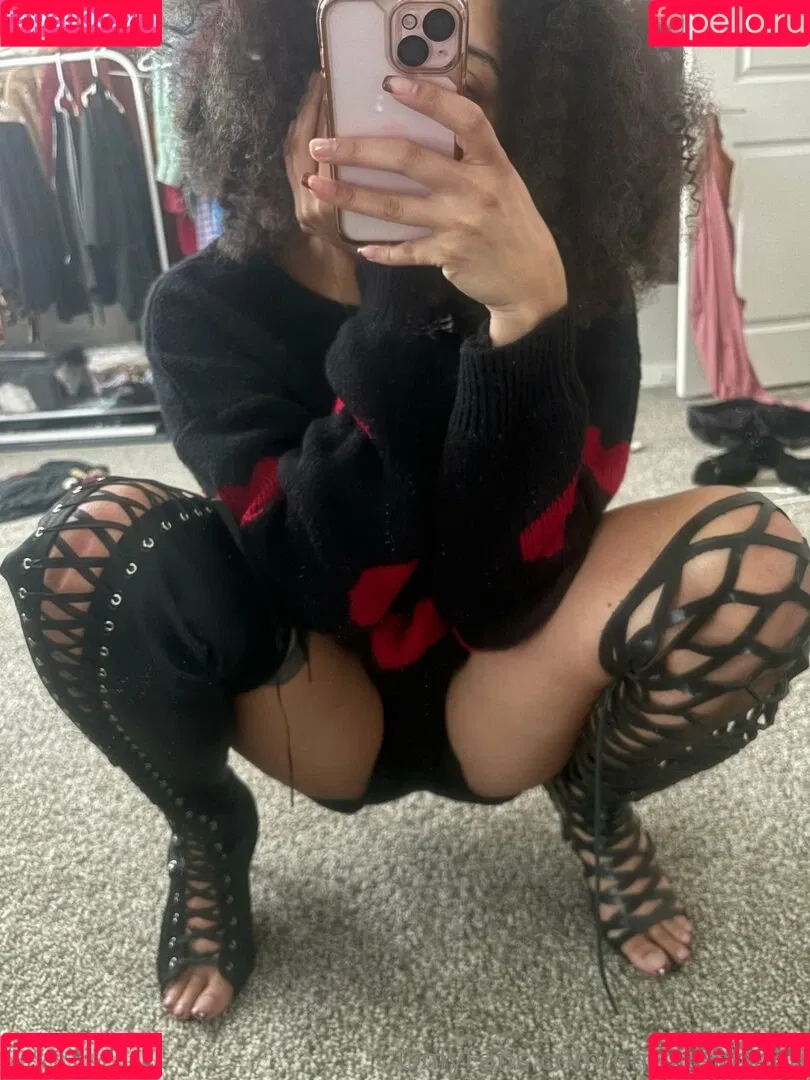 Omgitsbratch / queenbratch Onlyfans Photo Gallery 