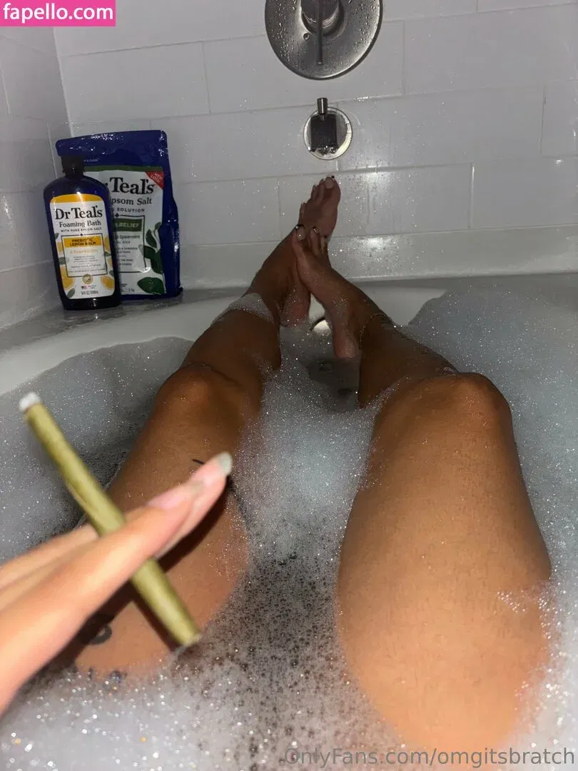 Omgitsbratch / queenbratch Onlyfans Photo Gallery 