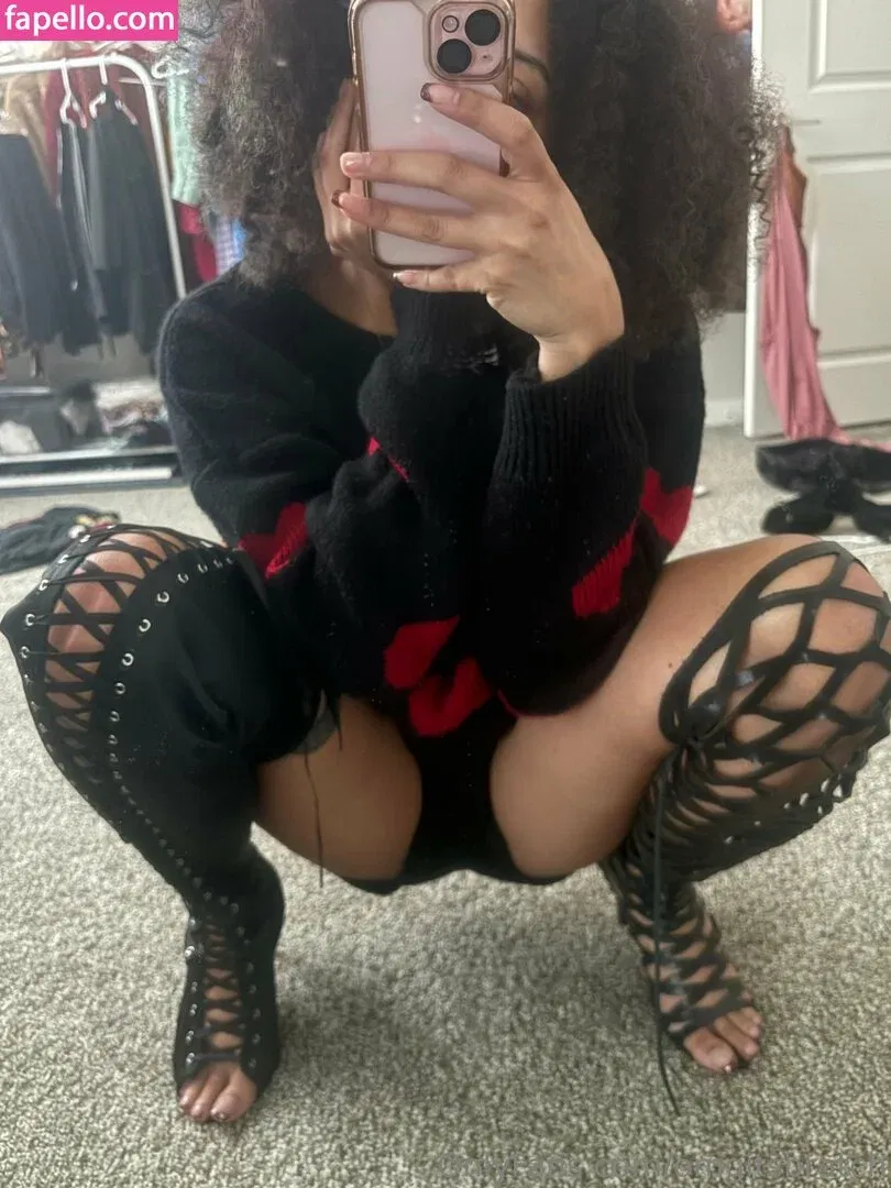 Omgitsbratch / queenbratch Onlyfans Photo Gallery 