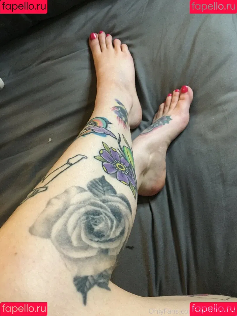 c0meonaileen / c0meoneileen Onlyfans Photo Gallery 