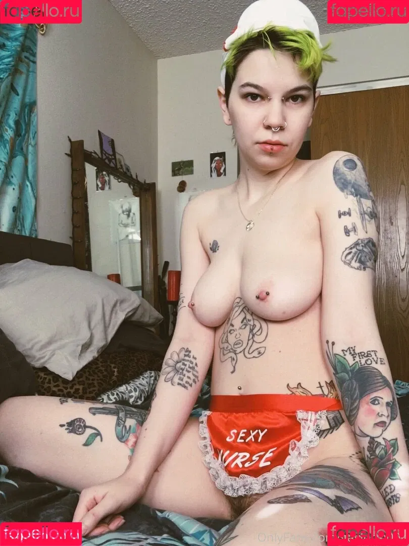 c0meonaileen / c0meoneileen Onlyfans Photo Gallery 