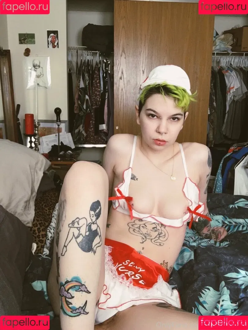c0meonaileen / c0meoneileen Onlyfans Photo Gallery 