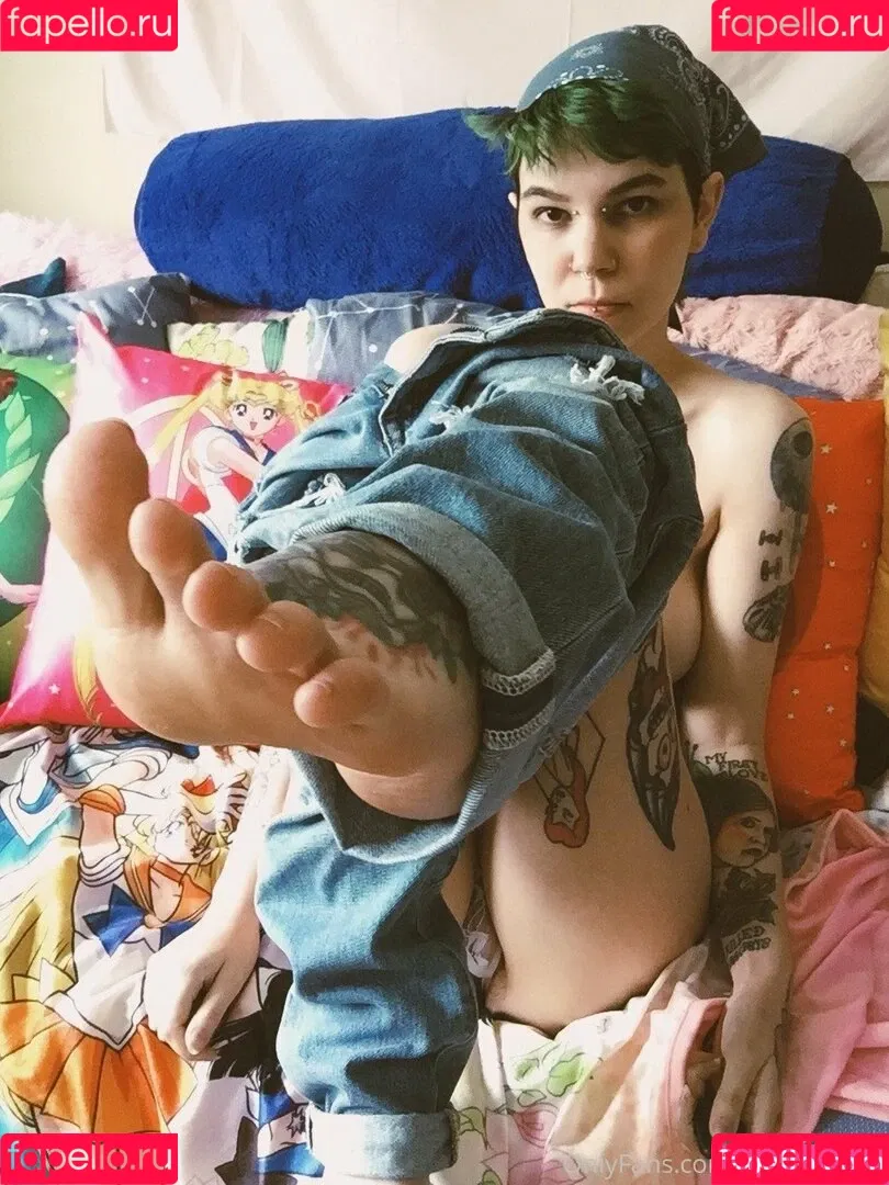 c0meonaileen / c0meoneileen Onlyfans Photo Gallery 